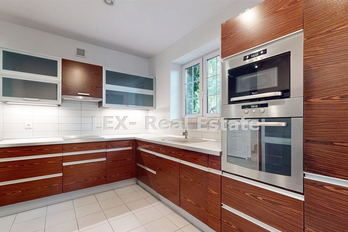 Dom w podwarszawskim Komorowie.