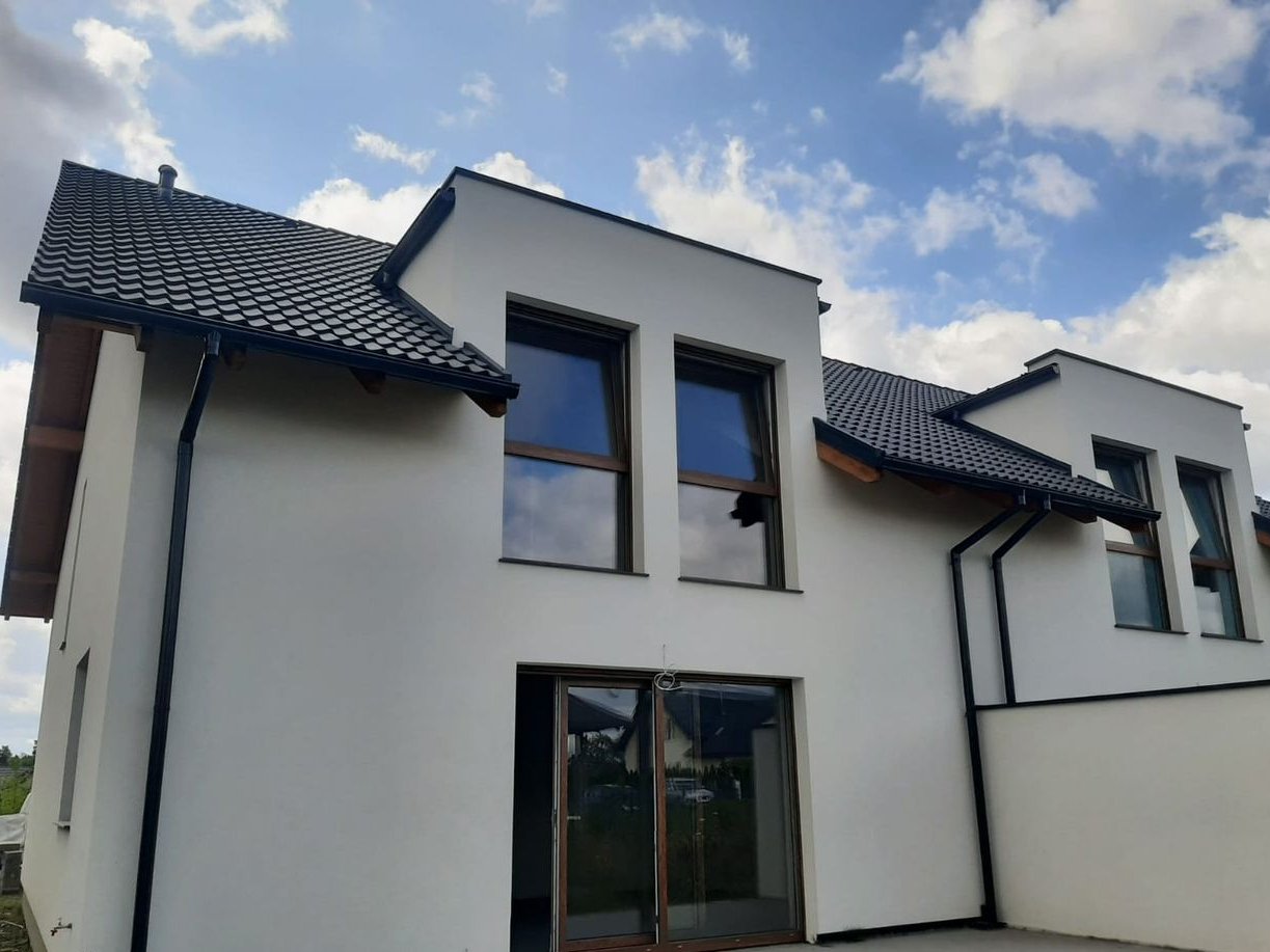 Wysoki standard/4 pokoje/garaż/balkon/taras/2 garderoby