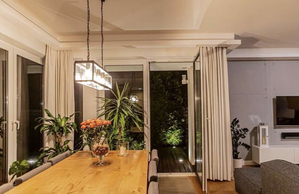 Dom, 164 m², Łomianki Dolne