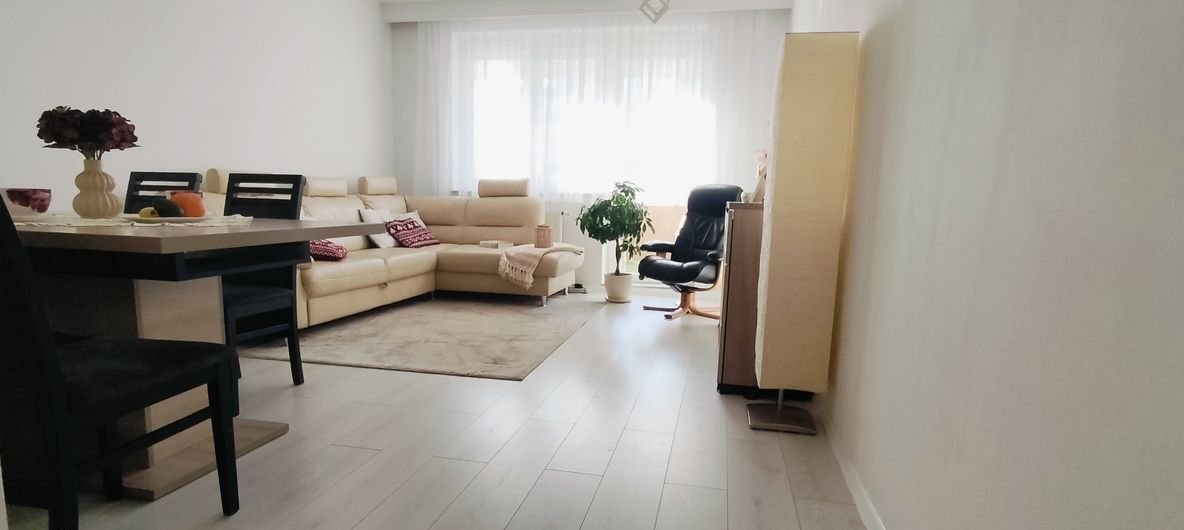 Osiedle Europejskie, 3 pokoje, oddzielna kuchnia, piwnica, garaż