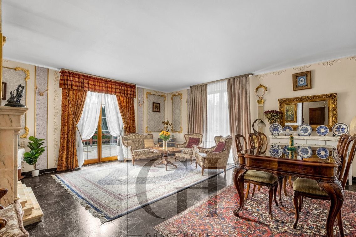 Dom rodzinny z dużym potencjałem inwestycyjnym.