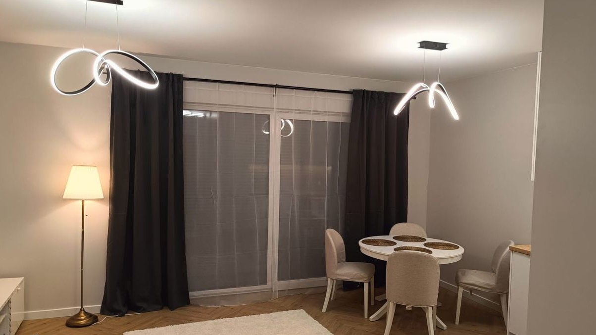 Nowe, wykończone pod klucz, dobra lokalizacja