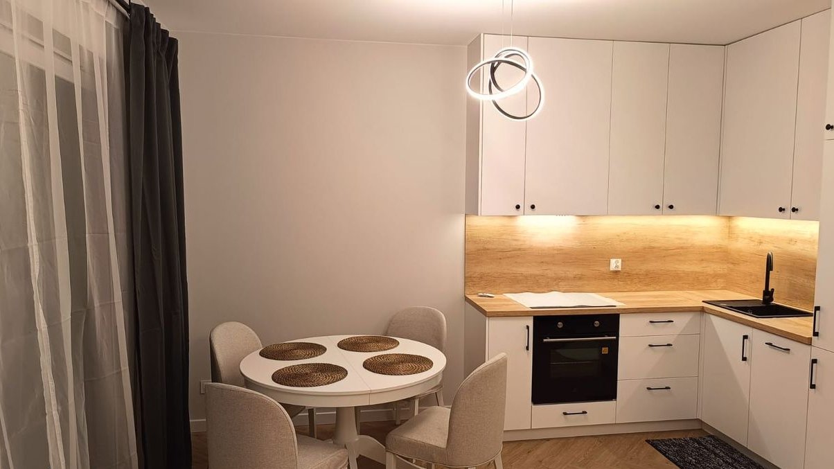 Nowe, wykończone pod klucz, dobra lokalizacja