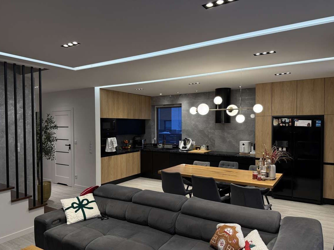 Bezpośrednio - Nowoczesny, Śliczny dom, Najwyższy standard, Basen