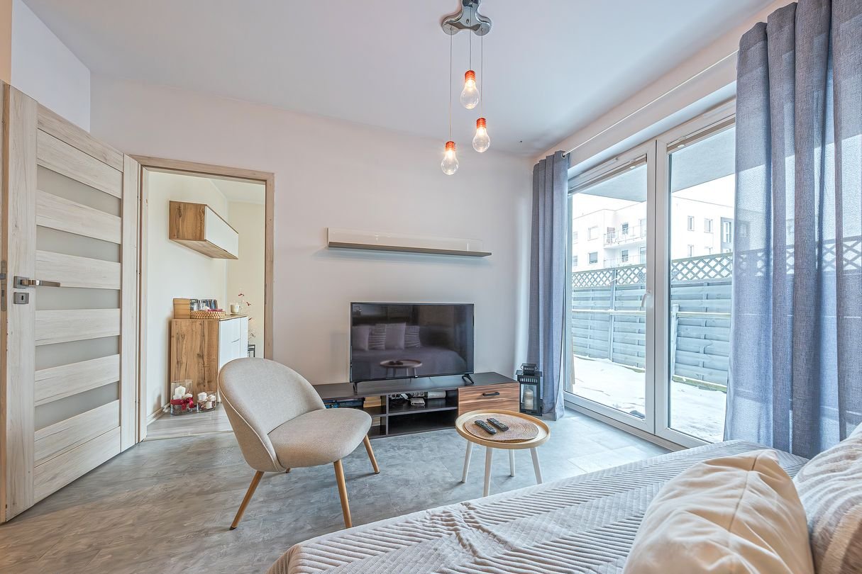 Przytulne 2 pokoje z tarasem – świetna lokalizacja!