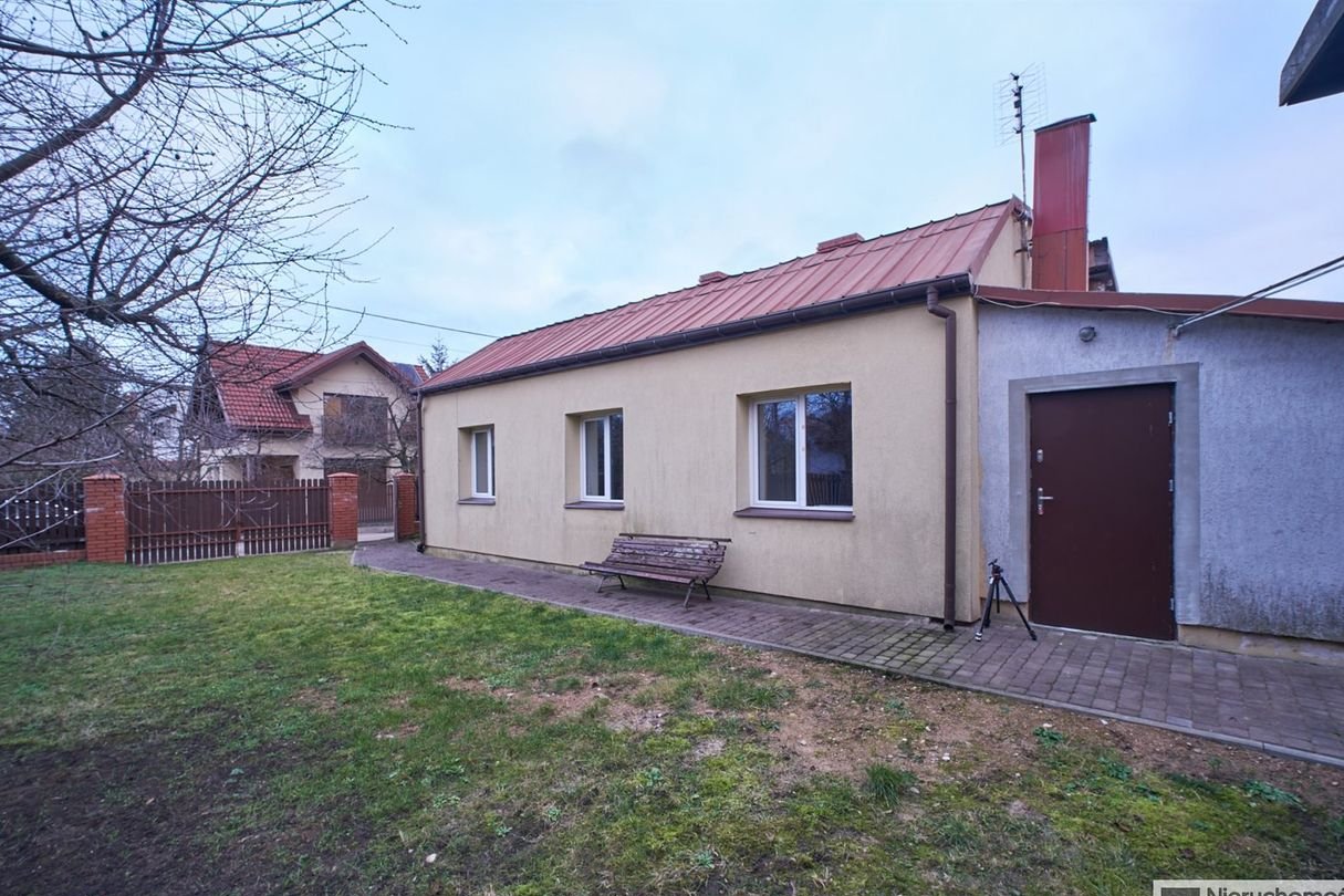 Mały dom w atrakcyjnej lokalizacji os Mickiewicza