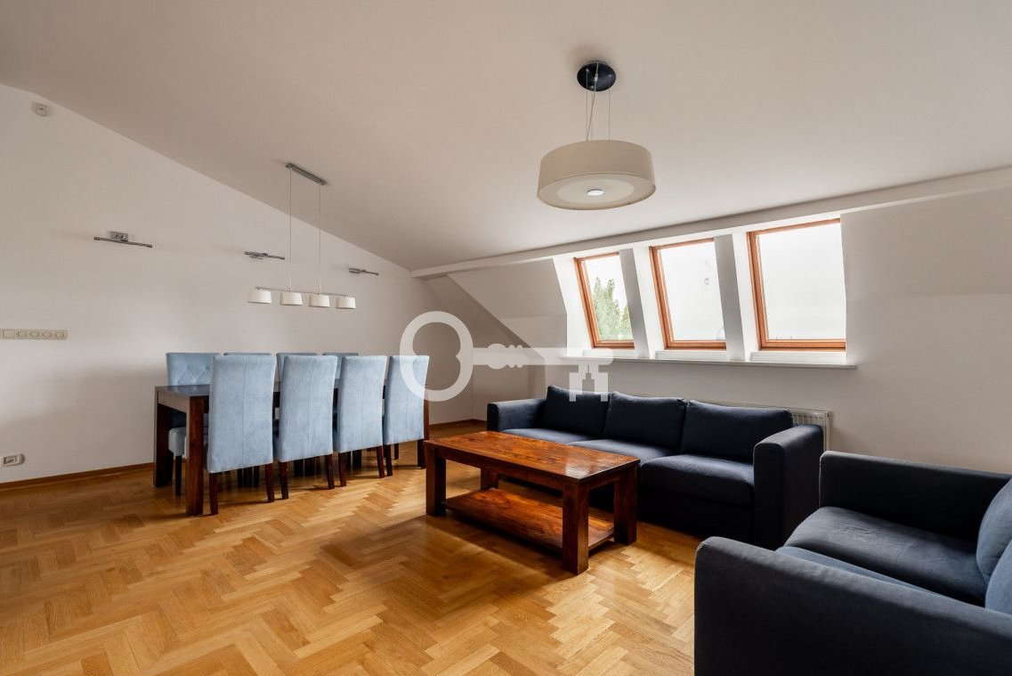 Dwupoziomowy apartament | 3 Pokoje | Poznańska