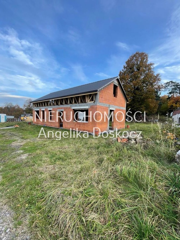 Cena, która zostaje! Przestronny dom w Orzeszu – 499 000 zł