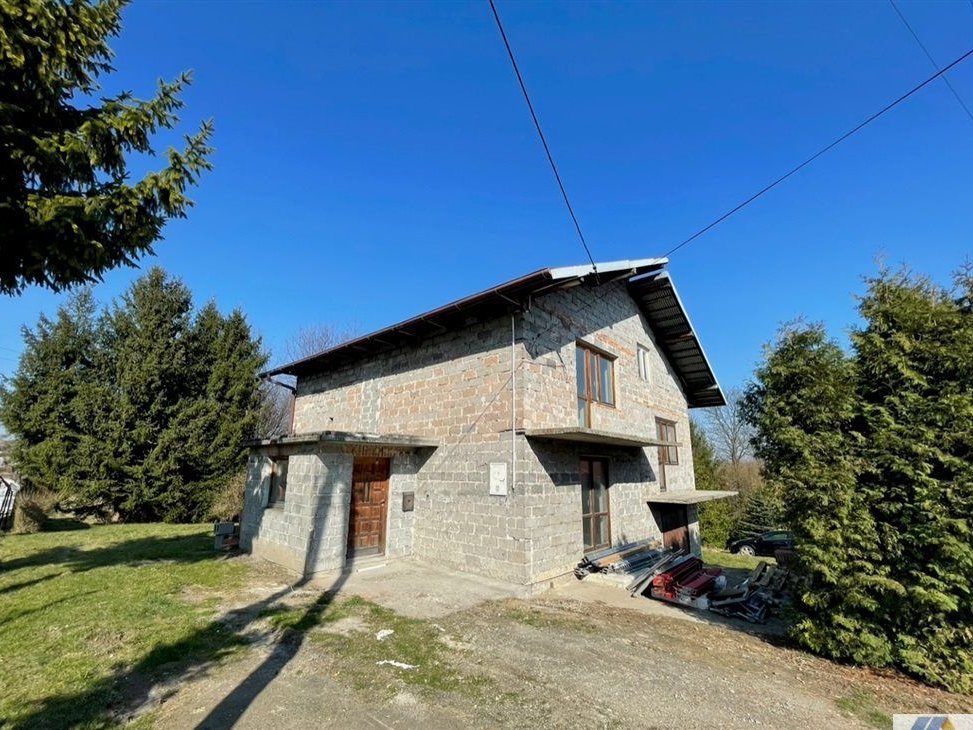 Dom z ogrodem pod Krakowem, na działce 7,7a