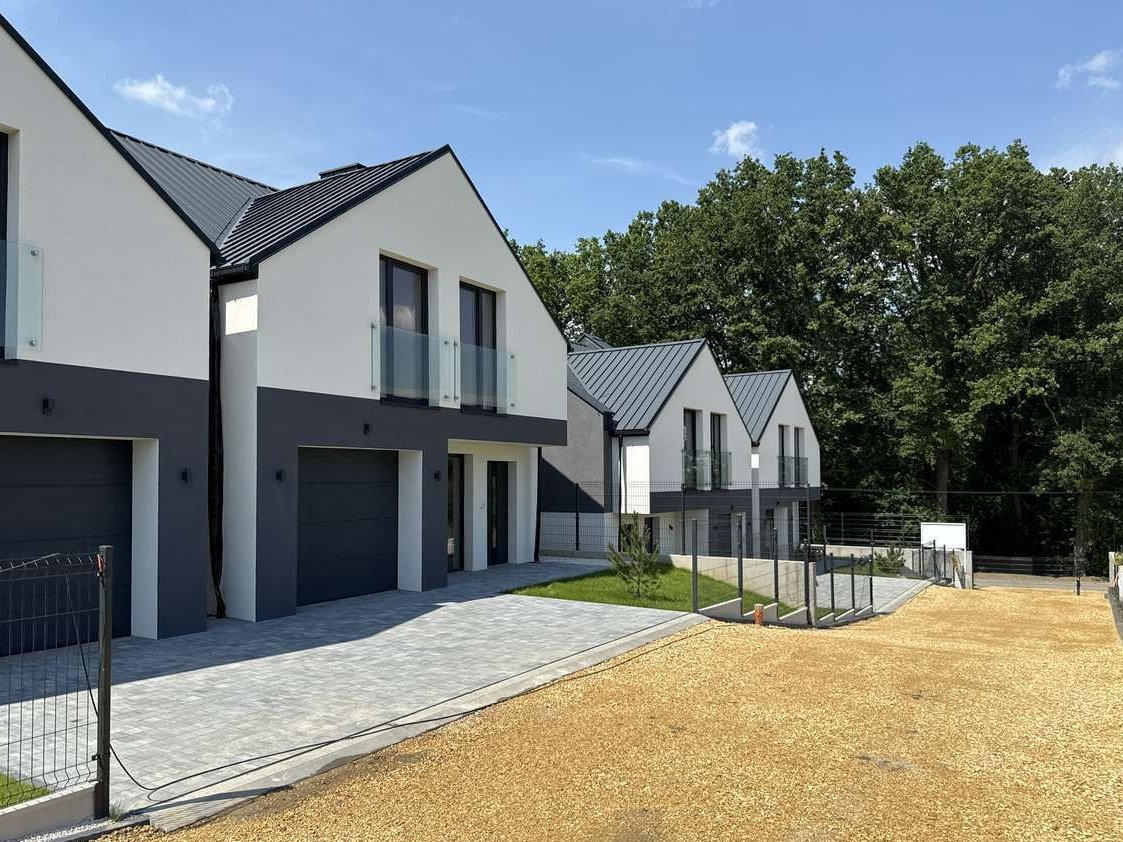 4 pokoje, 125 m² – nowy dom do wykończenia