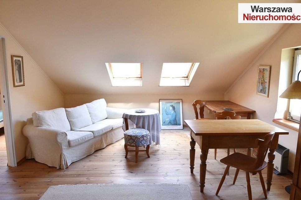 Ciche, W Lesie, Obok Stacji Pkp