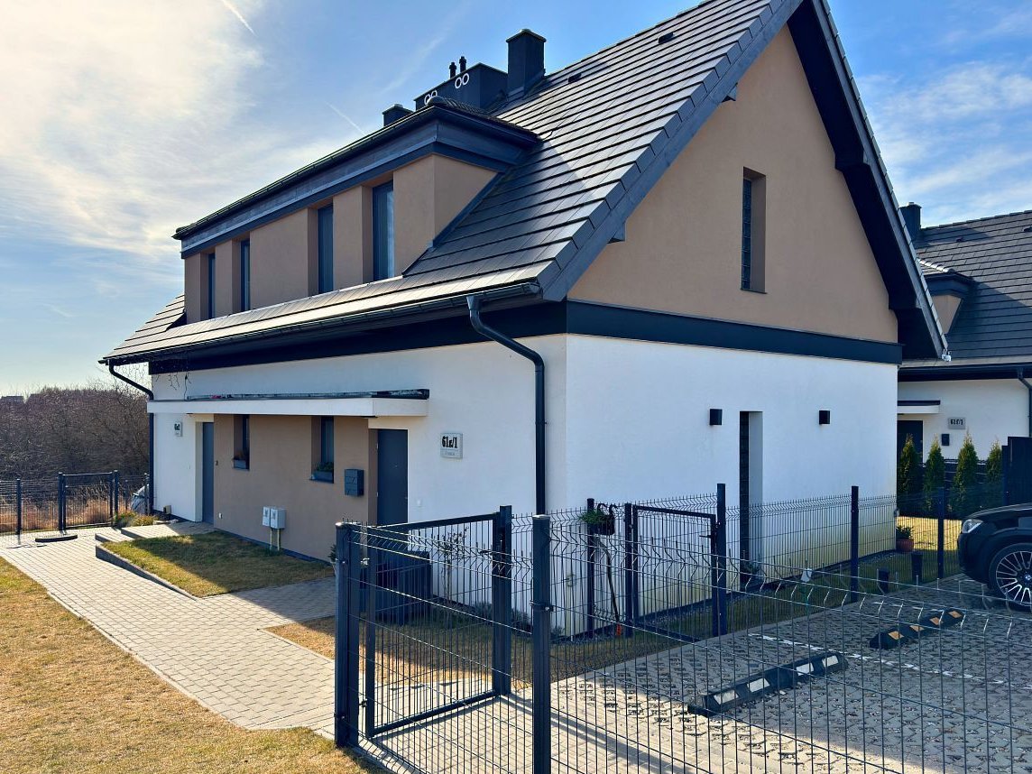 *Dom bliźniaczy/4 pokoje/2021r./Mierzyn*