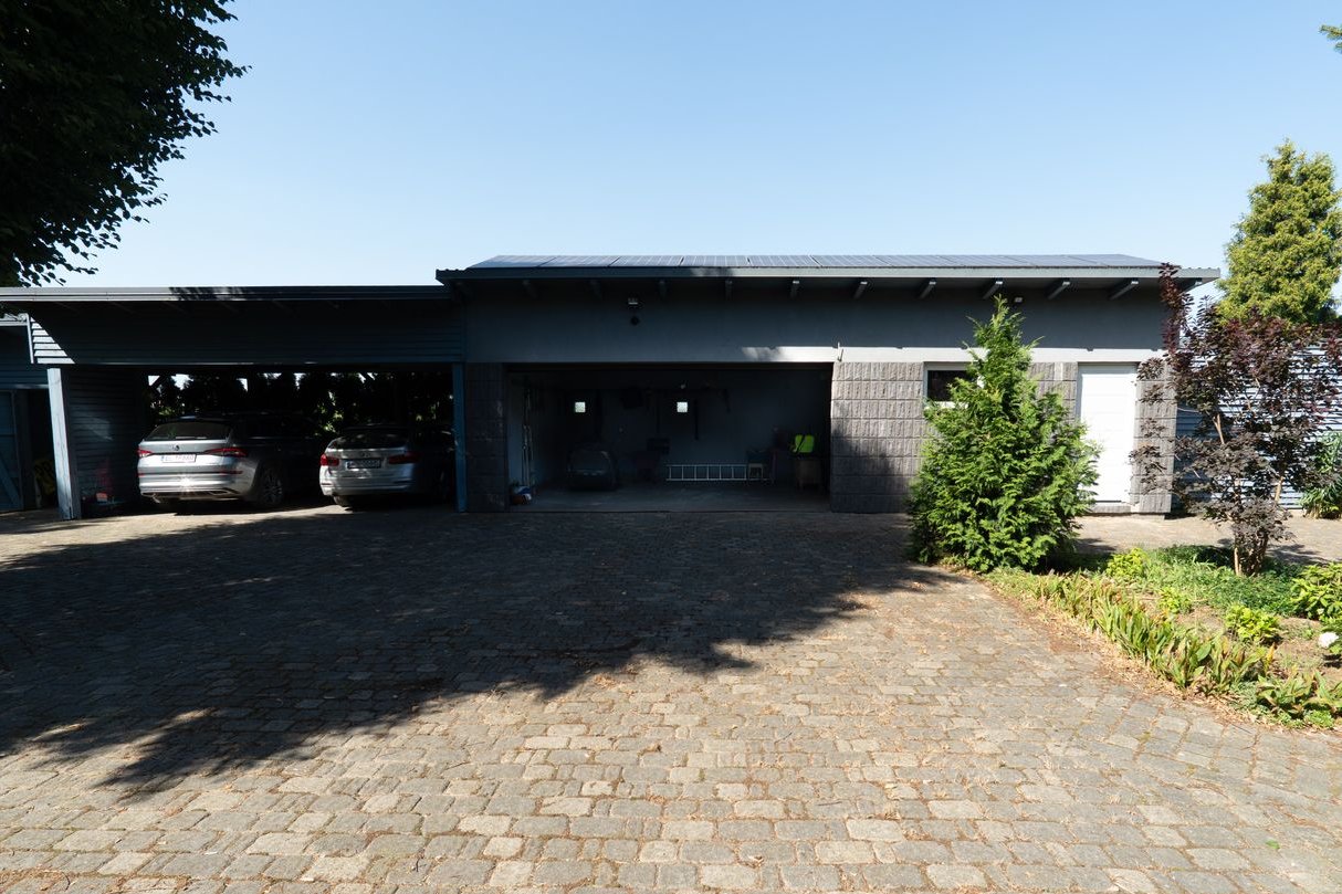 Dom marzeń z dużą działką obok zalewu w Czarnocinie