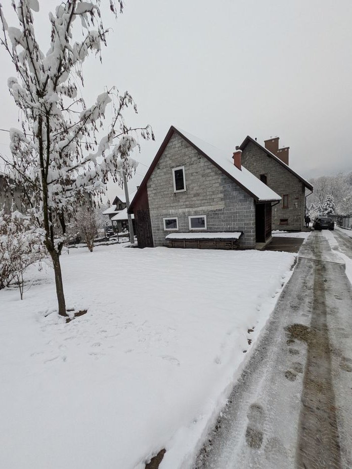 Przestronny dom na działce 14 ar