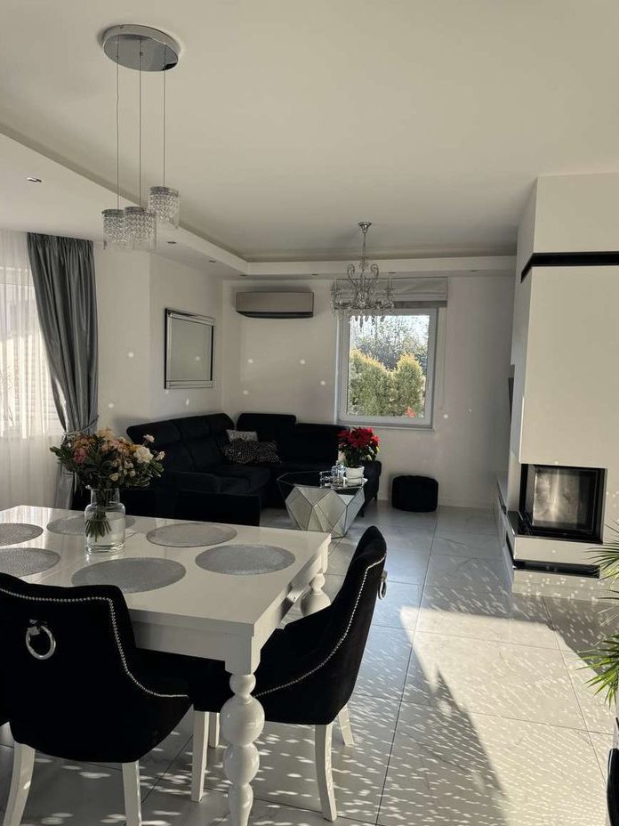 Nowoczesny dom z wyposażeniem i dużym ogrodem Mierzyn