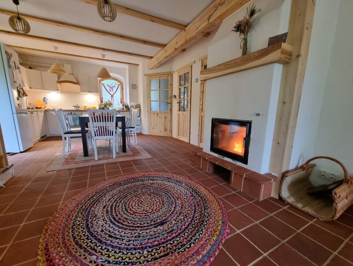 Dom gliniany, super oszczędny, ekologiczny, przy lesie, 156 m²