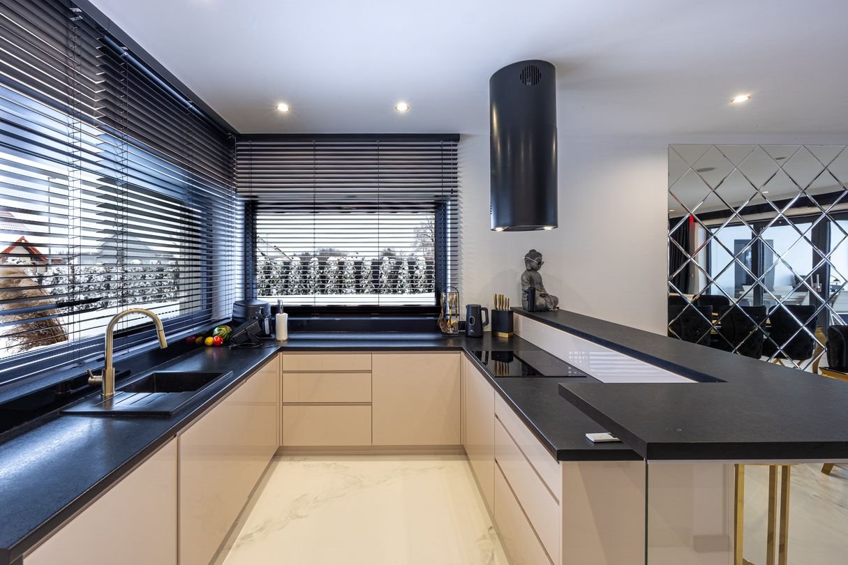 Nowoczesny, inteligentny dom wolnostojący z basenem w Bydlinie