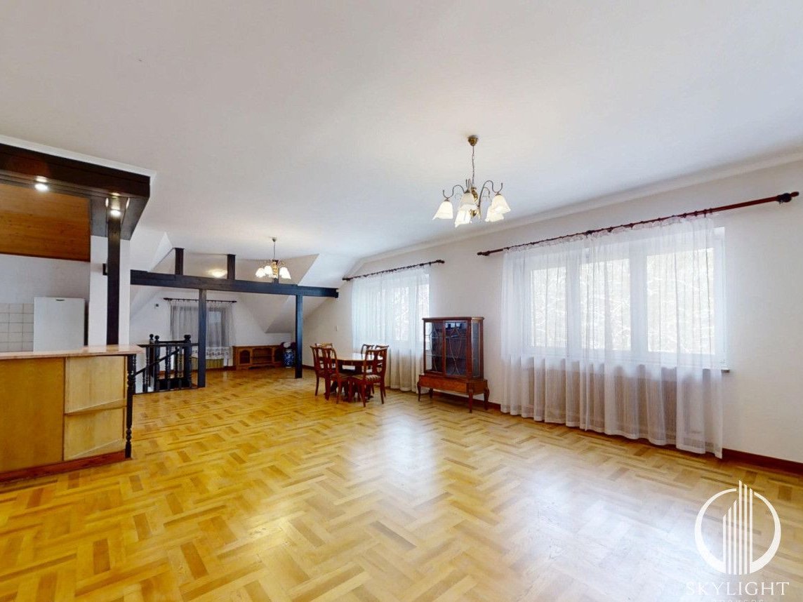 Przestronne 5-pokojowe mieszkanie 205 m², Anin