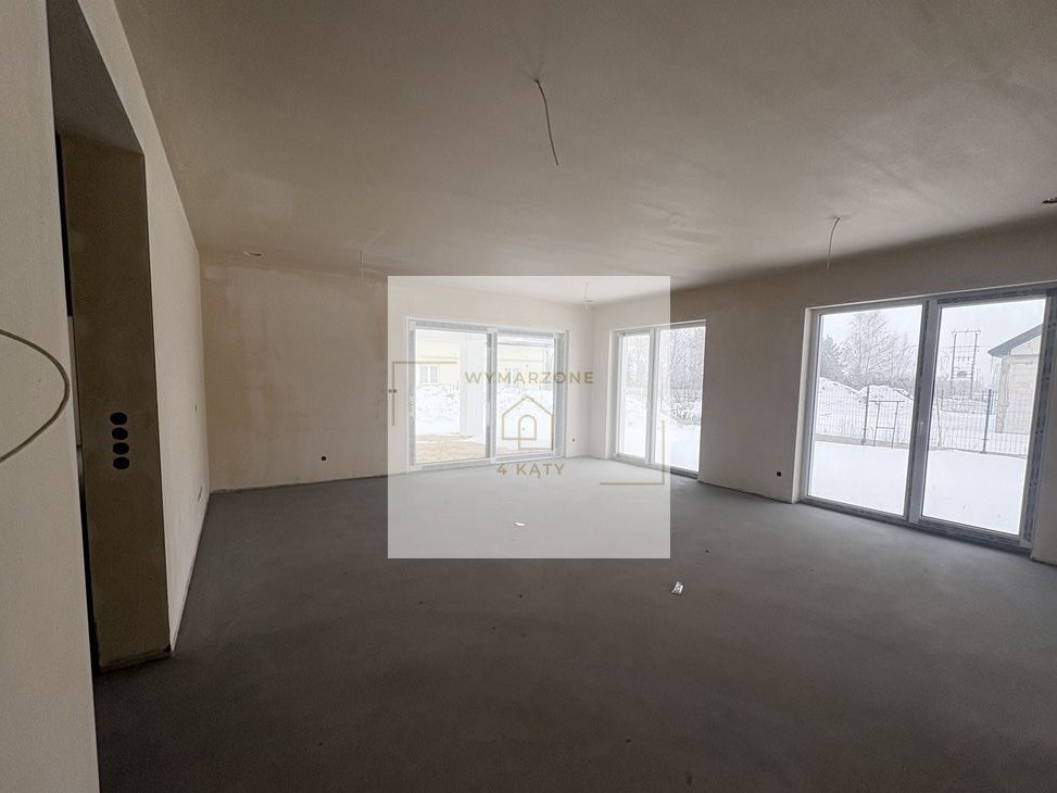 Nowoczesny dom parterowy 165,71 m² z garażem dwust