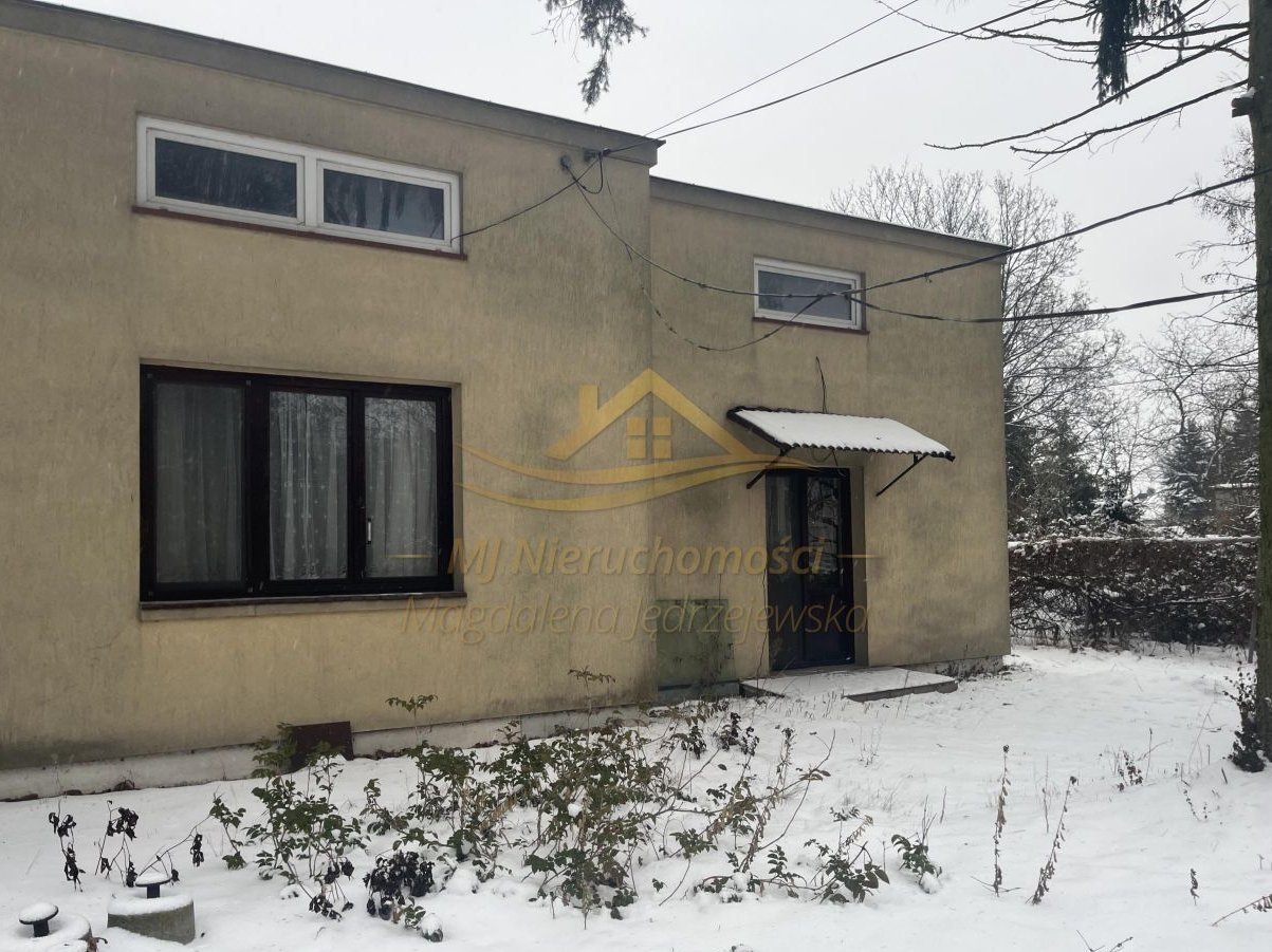 Znakomita lokalizacja , duża działka