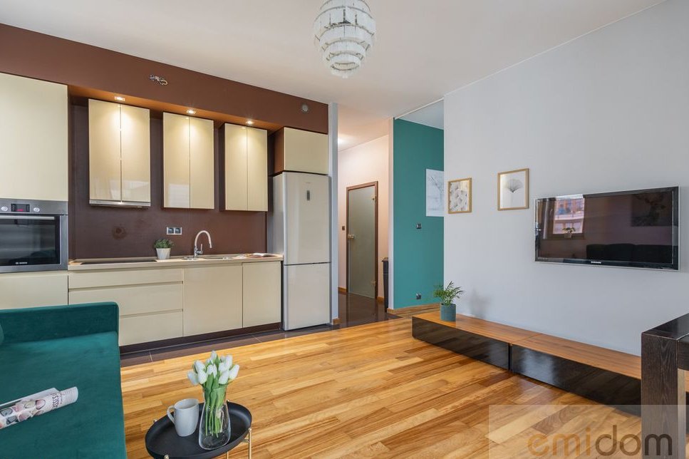 2 pokoje Wilanów | balkon, komórka i garaż