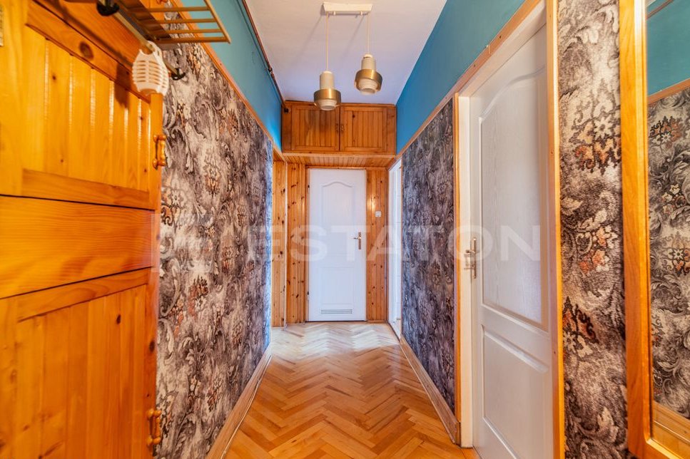 Możliwość wykonania układu 2 syp. + salon z anek.