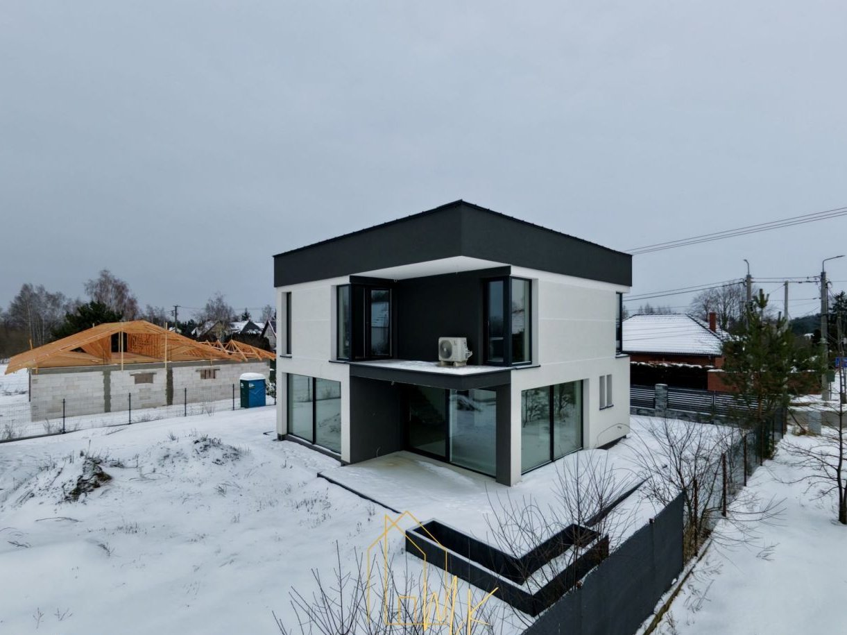 Nowoczesny dom z ogrodem | Komfort i jakość blisko