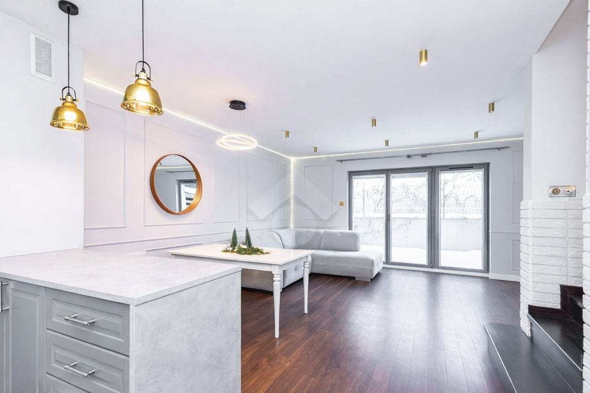 Bibice-ul. Mokra - 3-poziomowy, 4-pokojowy dom w zabudowie szeregowej