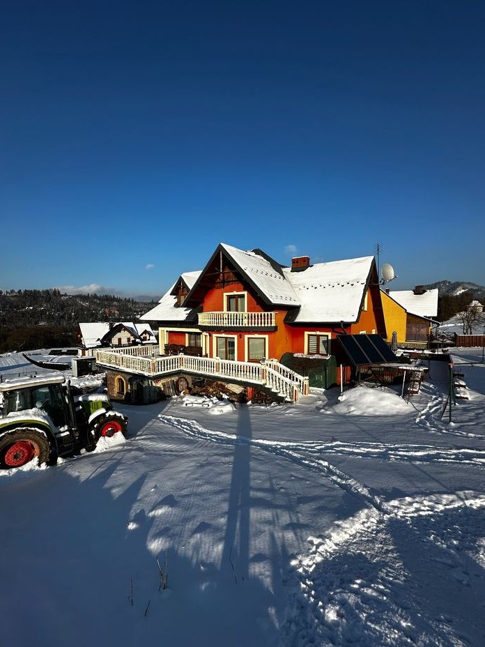 Niedzica nieruchomość z potencjałem - dom + duża działka budowlana!