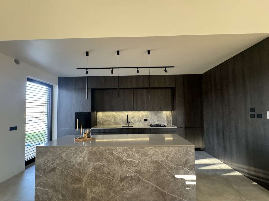 Nowoczesny dom nad Jeziorem | HomeKoncept 90 w1 Widokowa Działka 24a