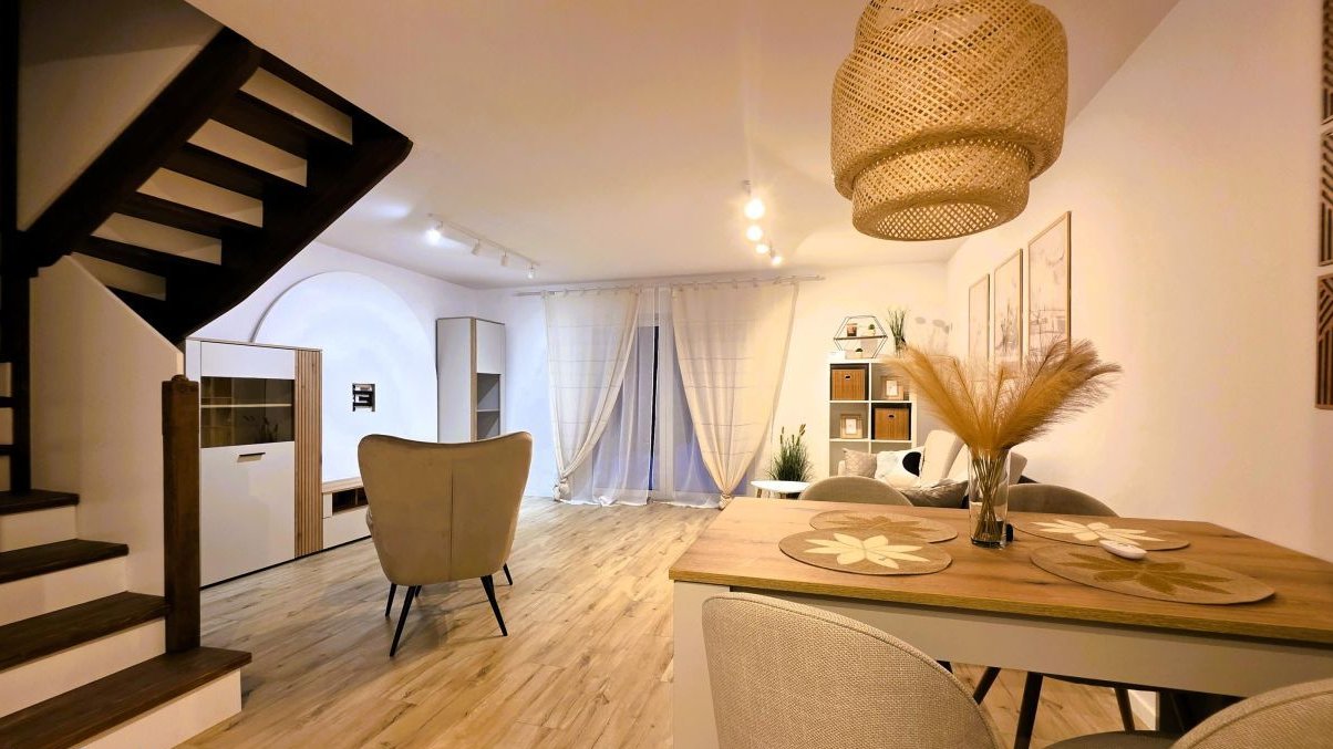 1/2 Bliźniaka Po Remoncie. Super Rejon