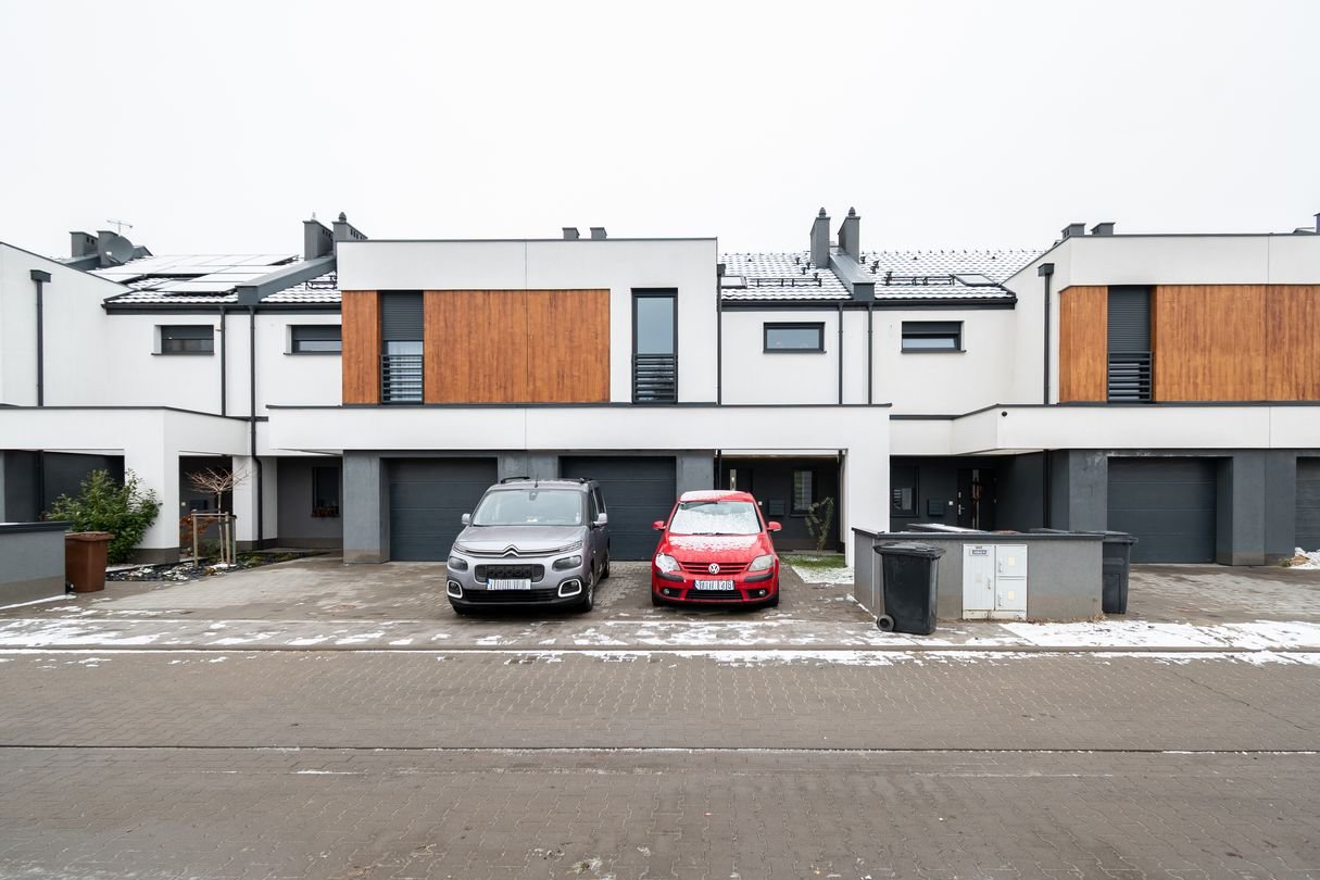 Słoneczny Dom 127 m2 wraz z Garażem/Garderoba/gotowy do zamieszkania