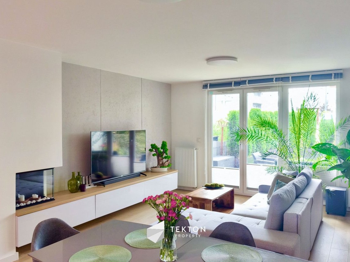 Nowoczesny apartament z dwoma tarasami