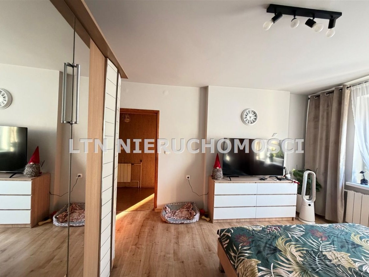 Katowice Kostuchna - dom z potencjałem do remontu.