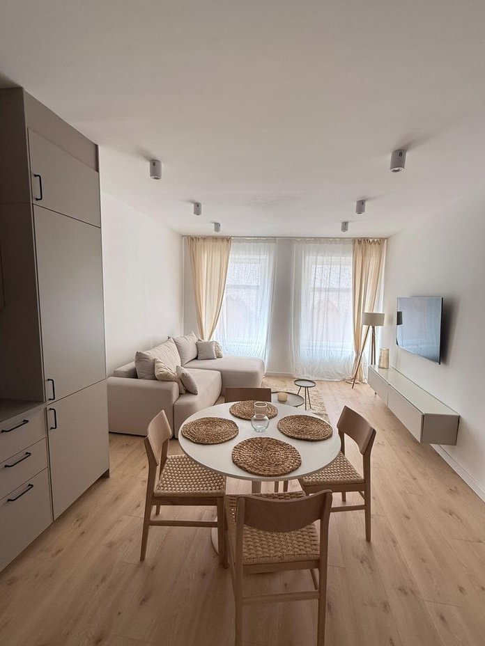 Dwa niezależne nowe mieszkania na sprzedaż w Centrum Jeleniej Góry