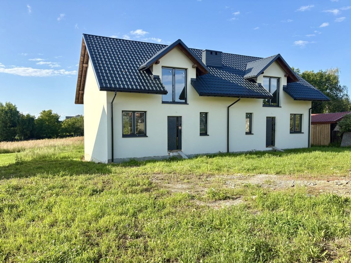 Dom w zabudowie bliźniaczej 90 m2 ! działka 6a !