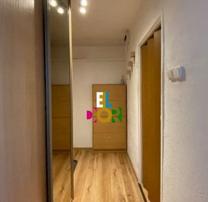 Inwestycyjna kawalerka w bloku, blisko Manufaktury