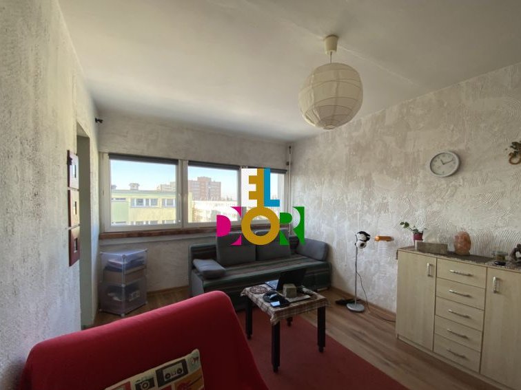 Inwestycyjna kawalerka w bloku, blisko Manufaktury