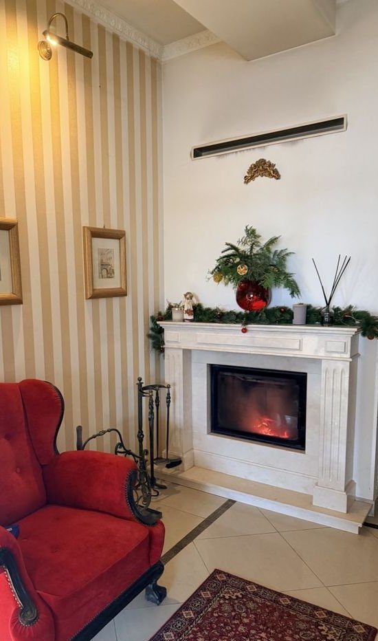 Włochy | dom | 7 pokoi | blisko komunikacji