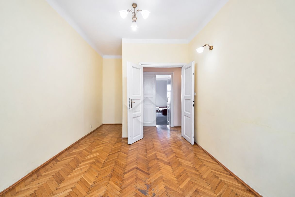 Kraków, Krowodrza - mieszkanie w kamienicy do własnej aranżacji!