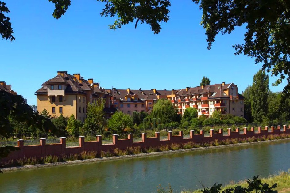 Wspaniała lokalizacja przy bulwarach Odry, taras, garaż, wyposażone