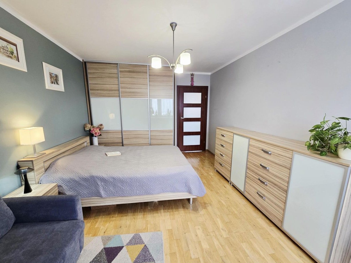 3 pokoje z wyjątkowym klimatem | OS ŚWIĘTKORZYSKIE | ul PIŁSUDKIEGO