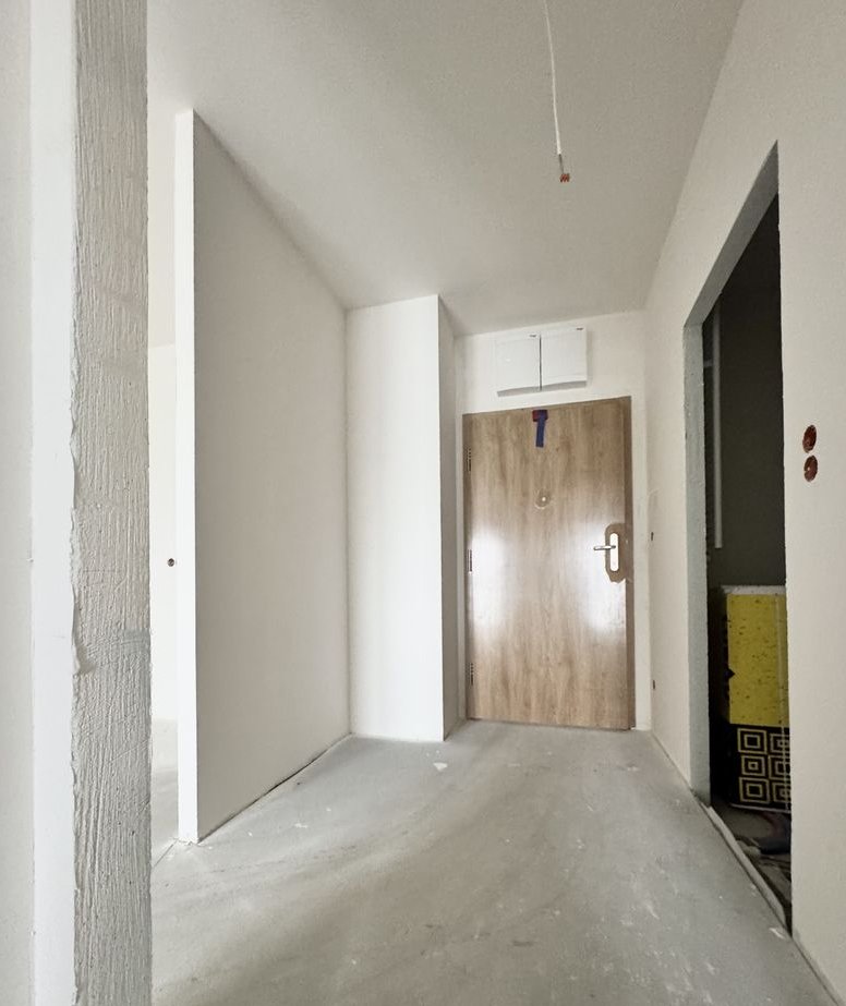 Wejdź i zobacz Gotowe 2 pokoje 42 m² loggia 9 m² Winogrady Deweloper