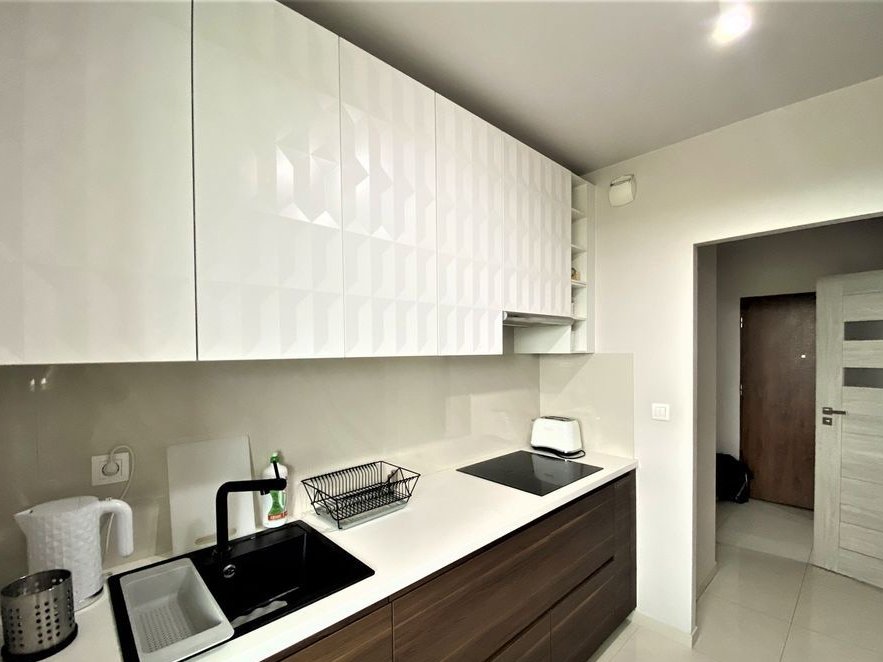 tramwaj | miejsce park | loggia 10 m2 | 3 pok z możliwość przerobienia