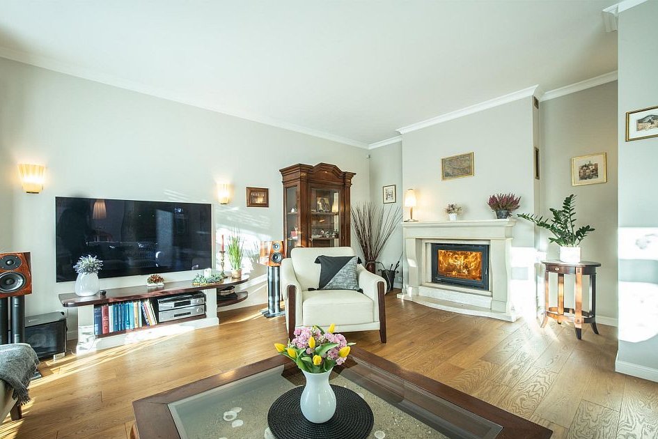 Elegancki dom na Złotnie