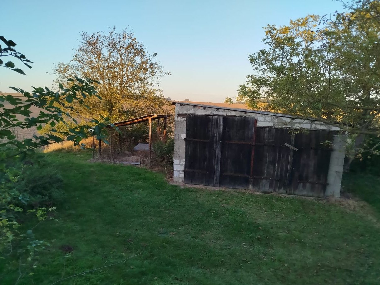 Dom wolnostojący/duża działka/Świerkówiec k. Mogilna