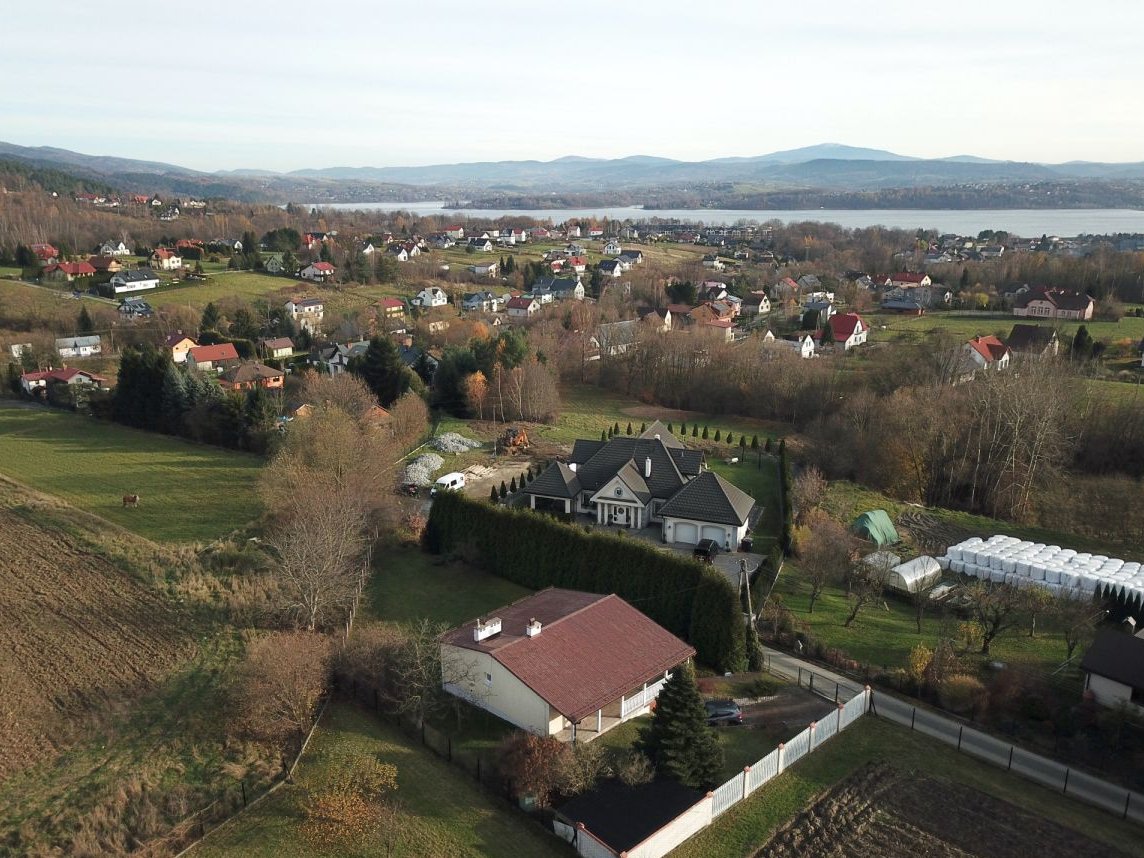 Klimatyczny Dom nad Jeziorem z widokiem na Beskidy