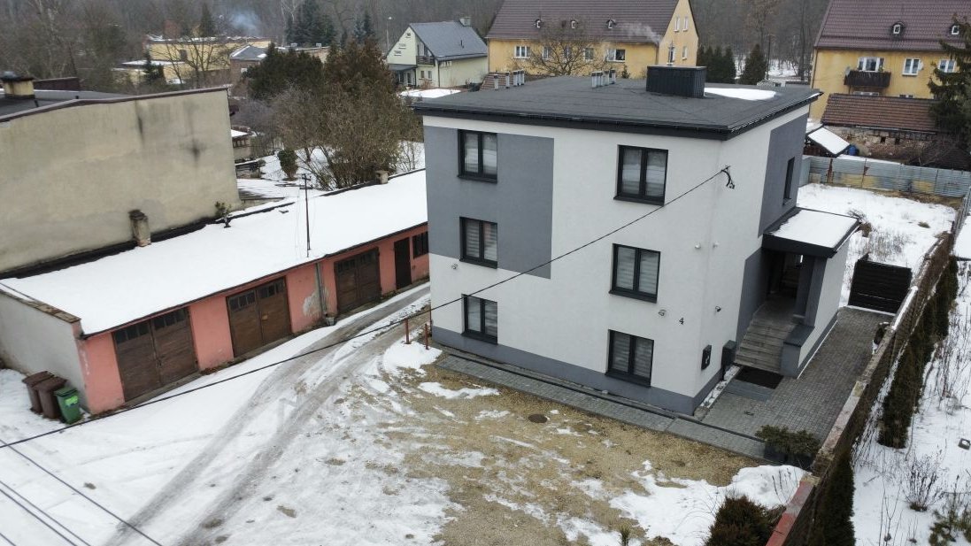 Sprzedam Dom - Inwestycja Ze Stałym Dochodem