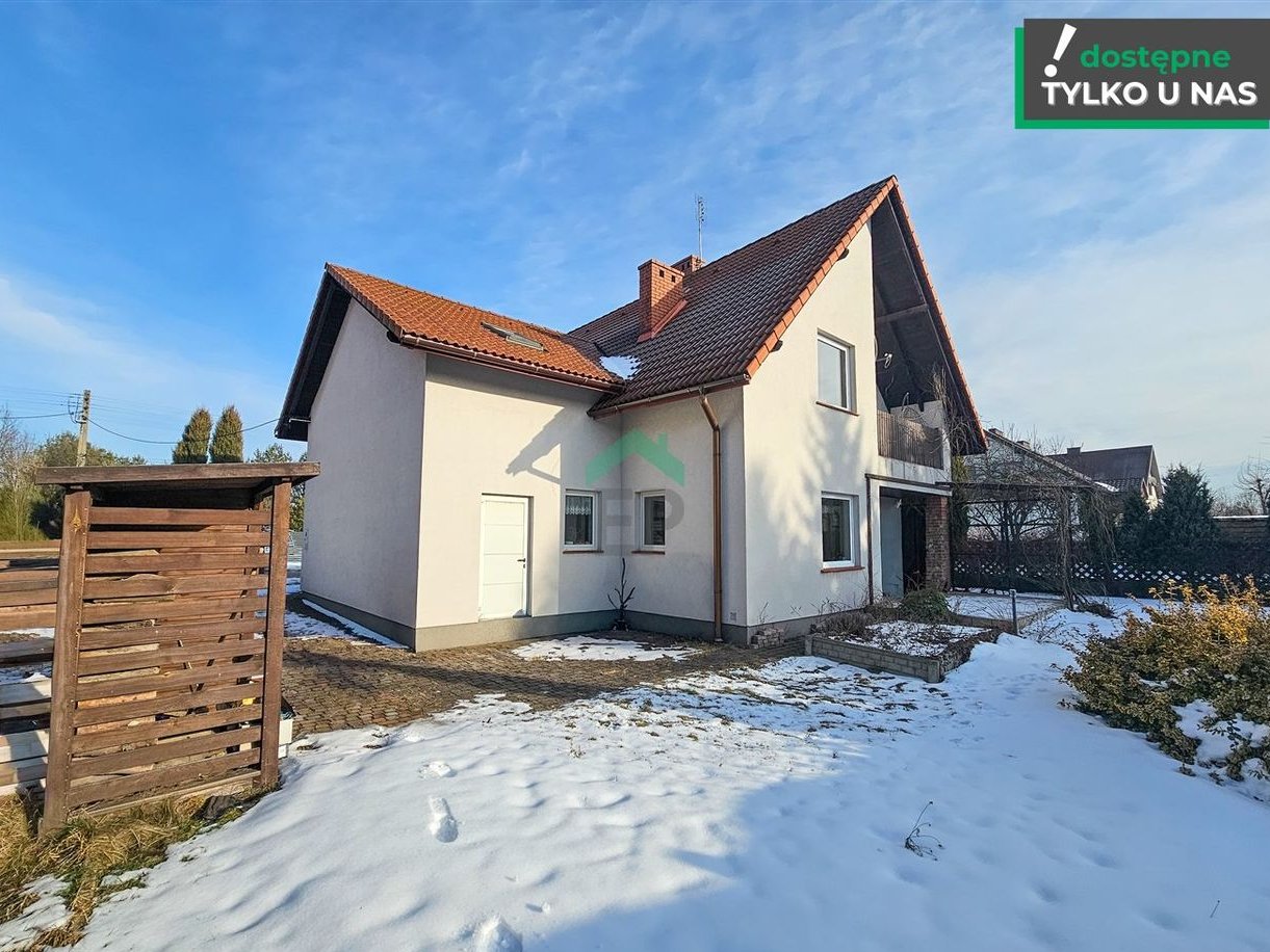 Dom w doskonałej lokalizacji na sprzedaż!