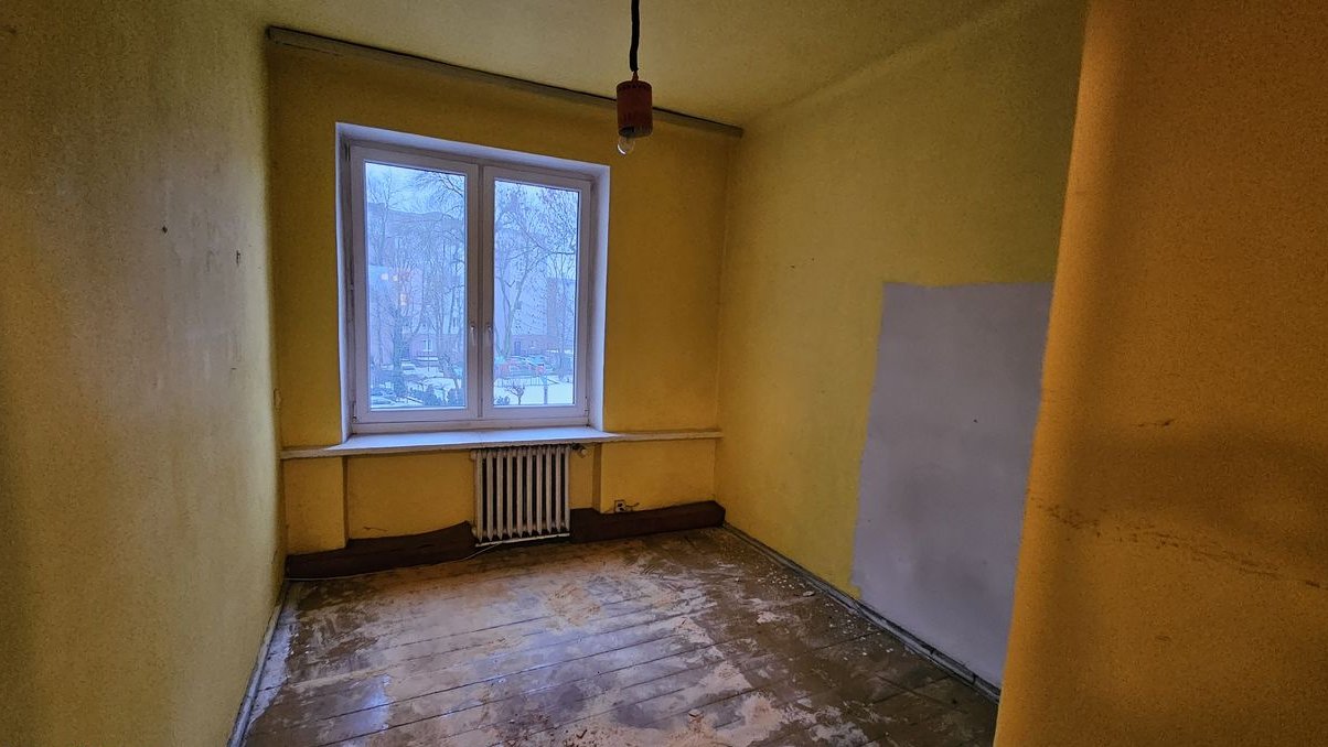 2 pok. 46,5m2 wysokie 2,70m blok z cegły ogrodzony/ Marynarska